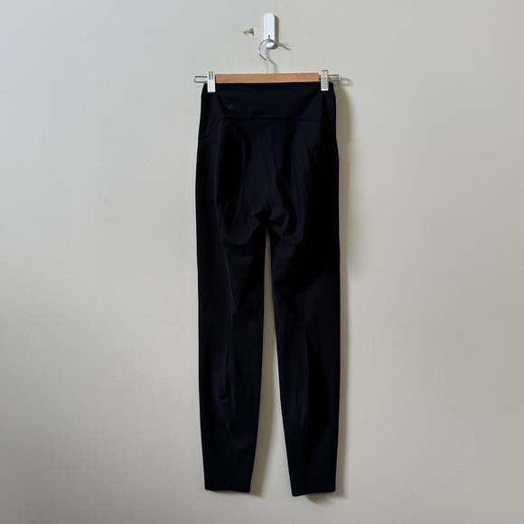 Lululemon Here to There women’s black high rise 7/8 pants - Size 4 - Picture 3 of 5